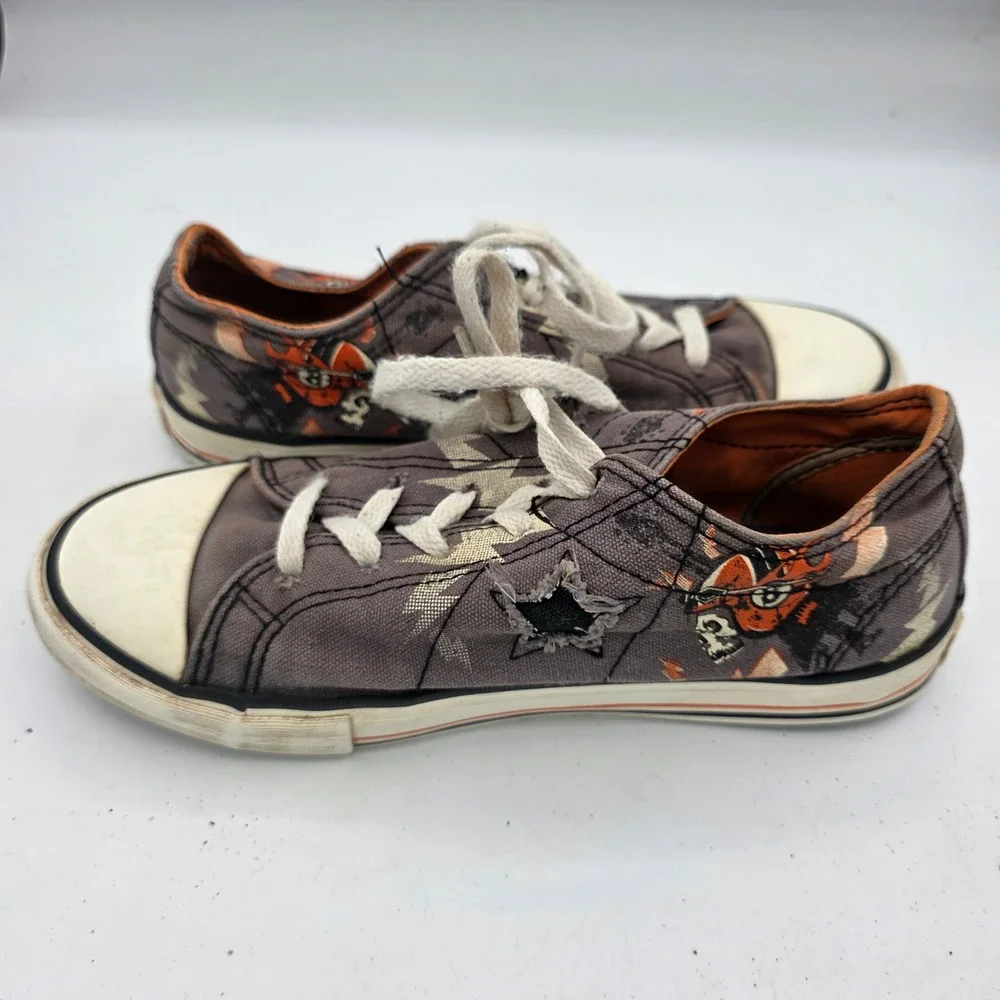 Converse One‎ Star Kids Low Top Sneakers Skull Star Skater Shoes Size 4